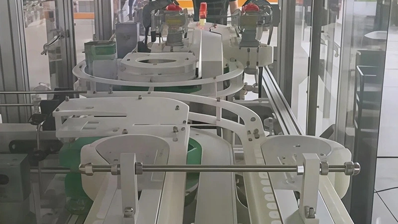 Side Grip Conveyor 2