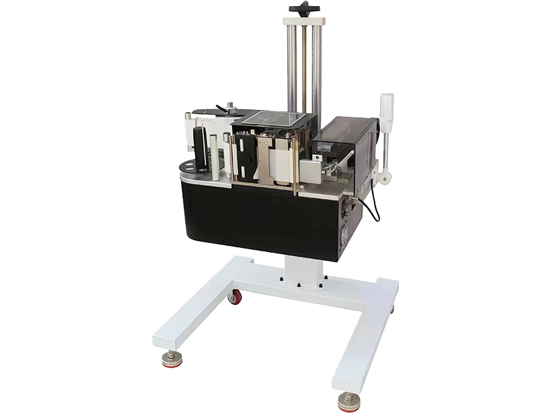 Automatic Labeling Machine